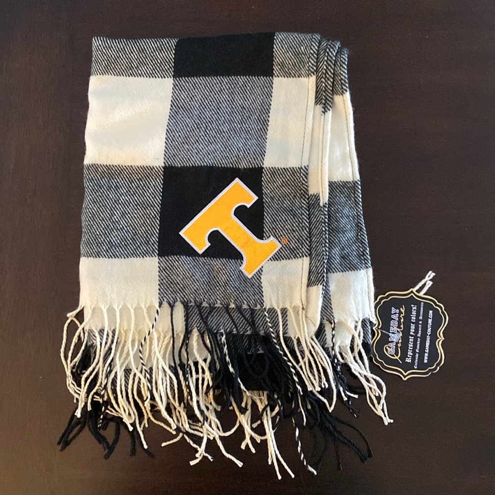 Tennessee Gameday Couture ruana wrap.